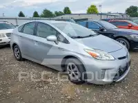 2013 Toyota PRIUS фото