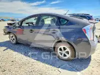 2013 Toyota PRIUS photo