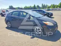 2013 Toyota PRIUS photo
