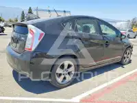 2013 Toyota PRIUS фото