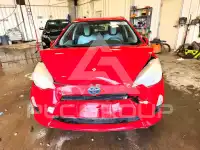 2013 Toyota PRIUS фото