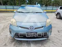 2013 Toyota PRIUS photo
