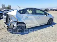 2013 Toyota PRIUS фото