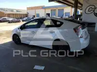 2013 Toyota PRIUS фото