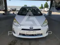 2013 Toyota PRIUS фото