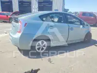 2013 Toyota PRIUS photo
