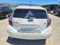 2013 Toyota PRIUS photo