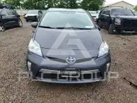 2013 Toyota PRIUS фото