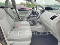 2013 Toyota PRIUS фото