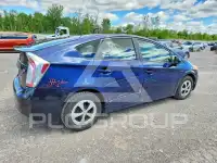 2013 Toyota PRIUS фото