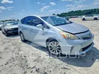2013 Toyota PRIUS photo