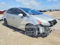 2013 Toyota PRIUS photo