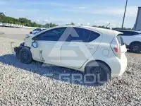 2013 Toyota PRIUS photo
