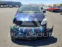 2013 Toyota PRIUS фото