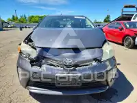 2013 Toyota PRIUS photo