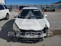 2013 Toyota PRIUS фото