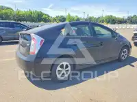 2013 Toyota PRIUS photo