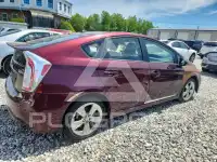 2013 Toyota PRIUS фото