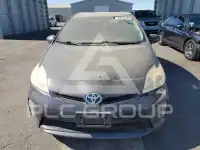 2013 Toyota PRIUS фото
