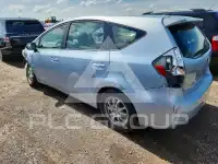 2013 Toyota PRIUS фото