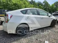 2013 Toyota PRIUS фото