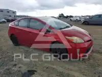 2013 Toyota PRIUS фото