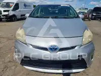 2013 Toyota PRIUS фото