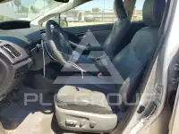 2013 Toyota PRIUS фото