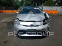 2013 Toyota PRIUS фото