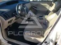 2013 Toyota PRIUS фото
