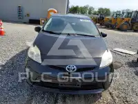 2013 Toyota PRIUS фото