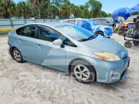 2013 Toyota PRIUS photo