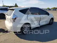 2013 Toyota PRIUS photo