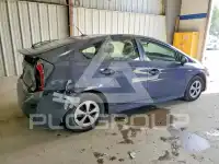 2013 Toyota PRIUS photo