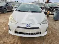 2013 Toyota PRIUS фото