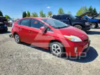 2013 Toyota PRIUS photo