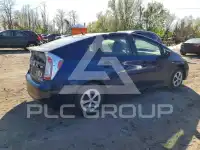 2013 Toyota PRIUS photo
