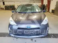 2013 Toyota PRIUS фото