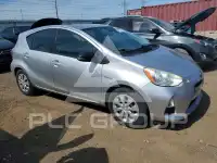 2013 Toyota PRIUS фото