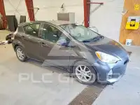 2013 Toyota PRIUS фото