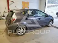 2013 Toyota PRIUS фото