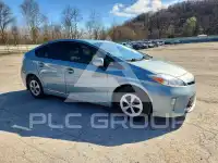2013 Toyota PRIUS фото