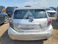 2013 Toyota PRIUS фото