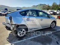 2013 Toyota PRIUS фото