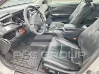 2013 Toyota AVALON photo