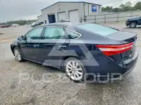 2013 Toyota AVALON photo