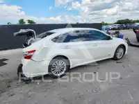 2013 Toyota AVALON photo