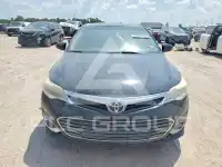 2013 Toyota AVALON photo