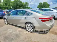 2013 Toyota AVALON фото