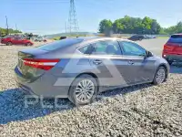 2013 Toyota AVALON photo